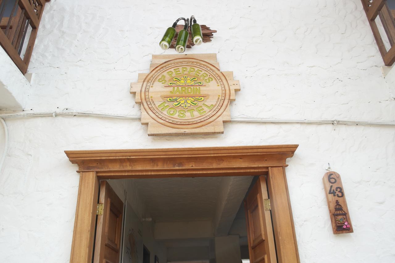 Sergeant Pepper'S Hostel Jardin Dış mekan fotoğraf