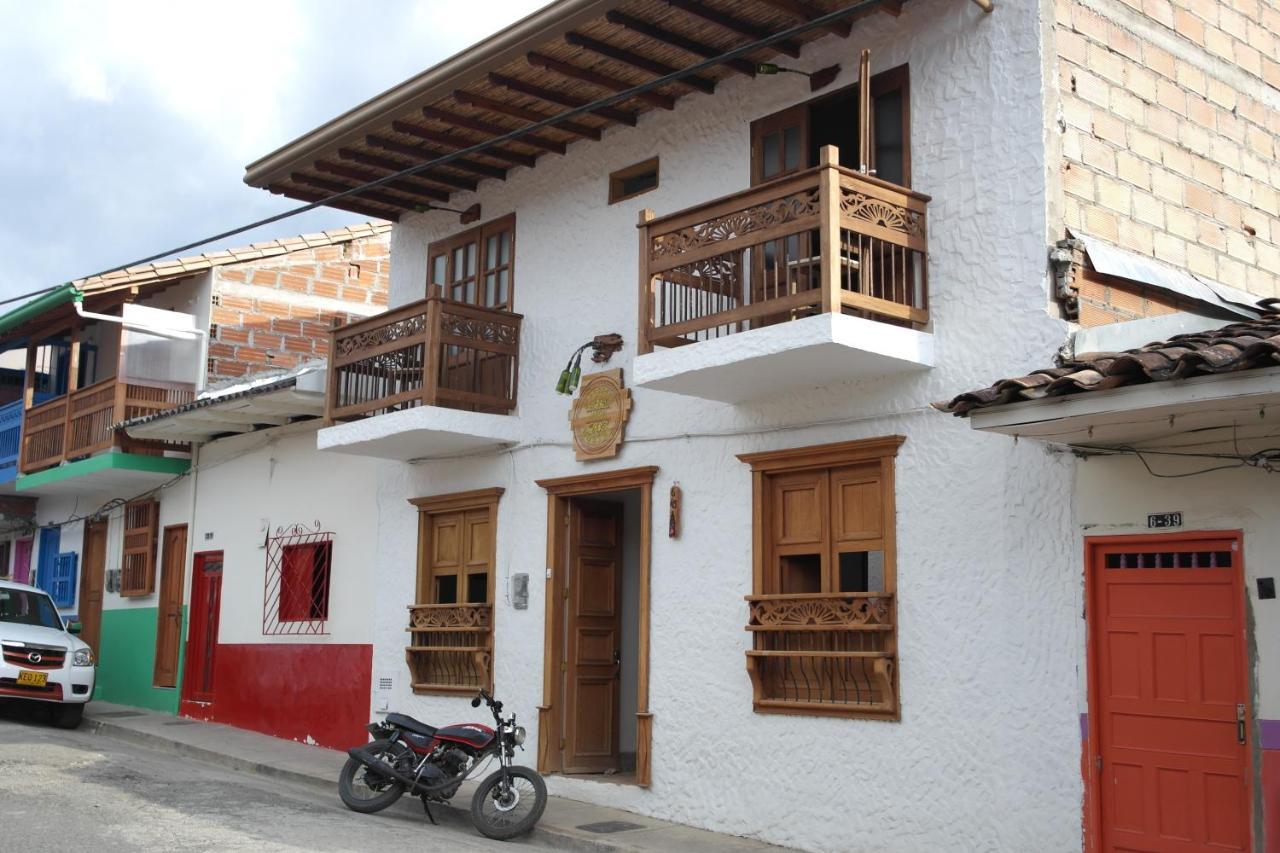 Sergeant Pepper'S Hostel Jardin Dış mekan fotoğraf